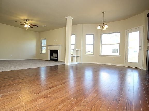 2nd image of 1589 Pressley Ln