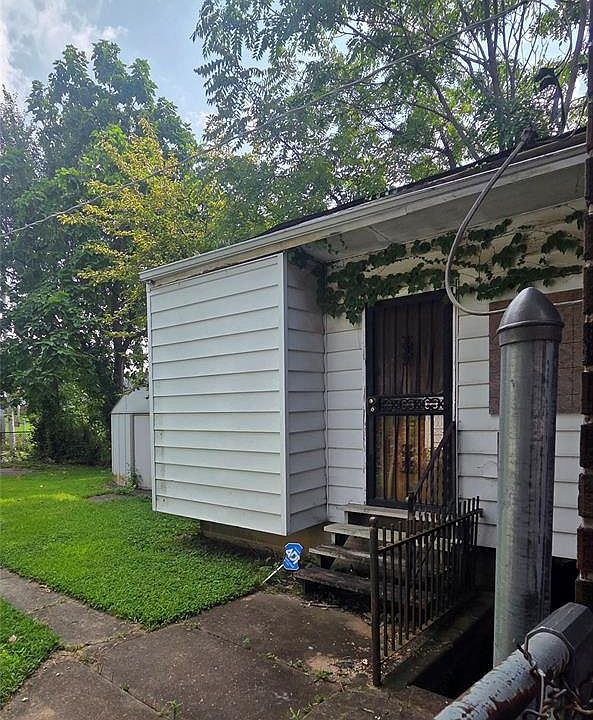 2nd image of 4705 Kossuth Ave