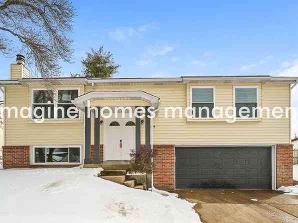 234 Straightoak Ct, Ballwin, MO 63021