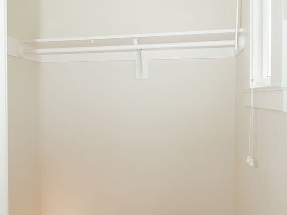4th image of 3210 Gough St APT 303
