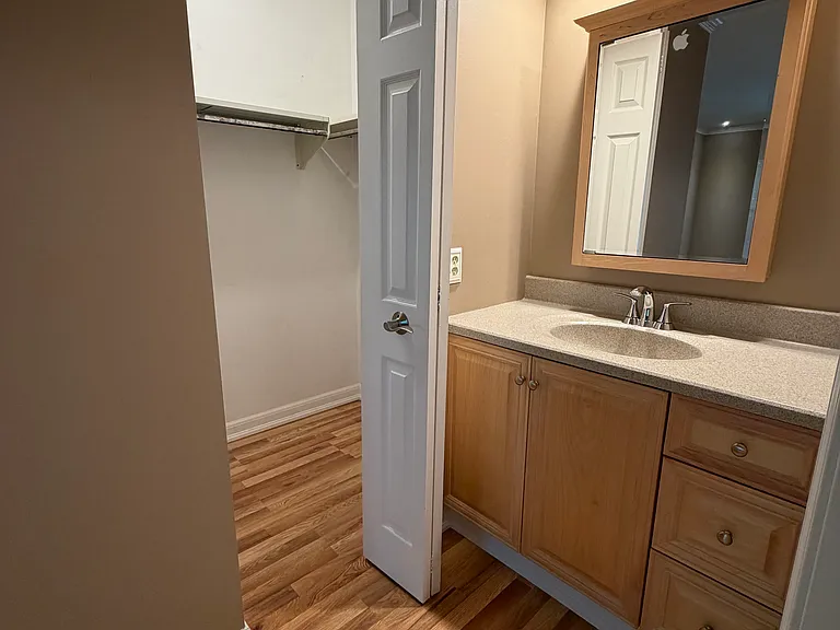295 Coventry Cir #295 — Photo 18