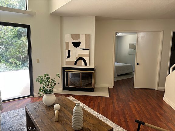 3rd image of 3050 La Paz Ln Unit C