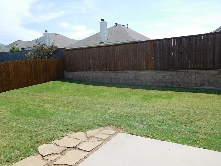 2824 Quarter Horse Ln — Photo 11