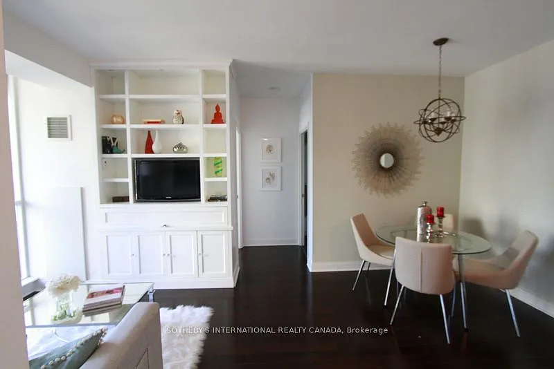2 bed, $2,800 — Photo 4