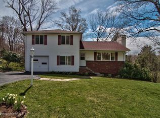 100 Hilltop Rd, Waverly Township, PA 18471