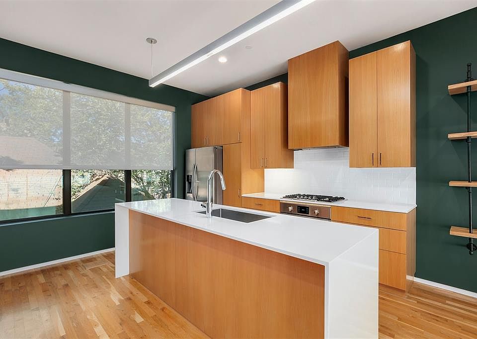 1st image of 2304 N Garrett Ave #3