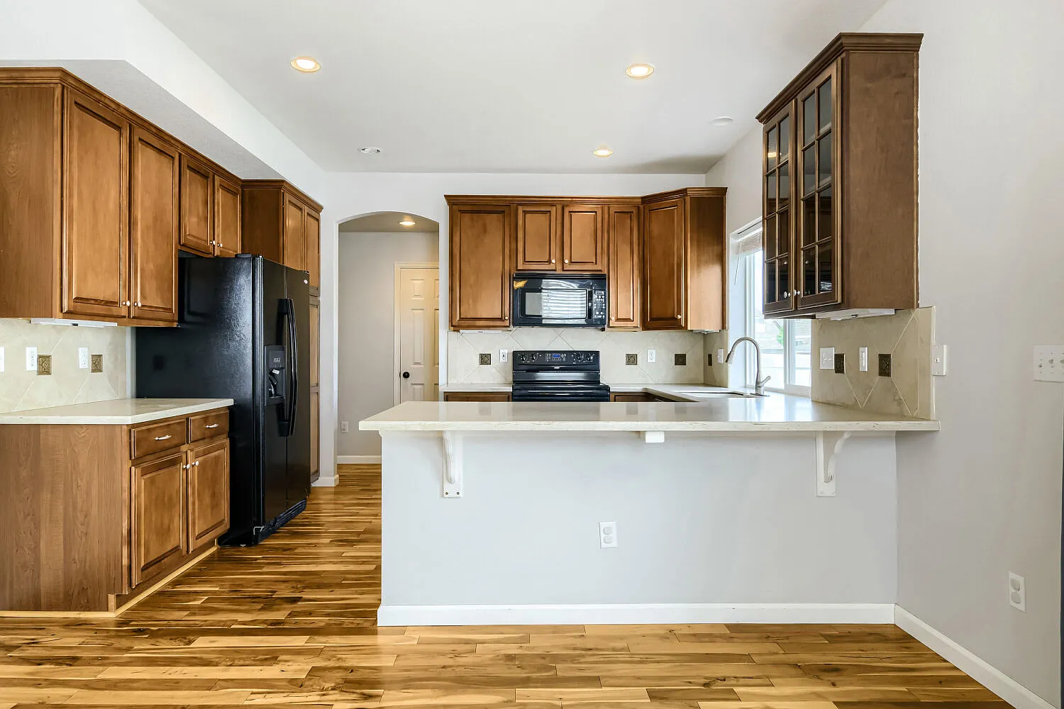 3 bed, 2.5 bath, 1751 sqft, $2,800 — Photo 3