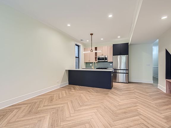 4th image of 2043 N Humboldt Blvd #1