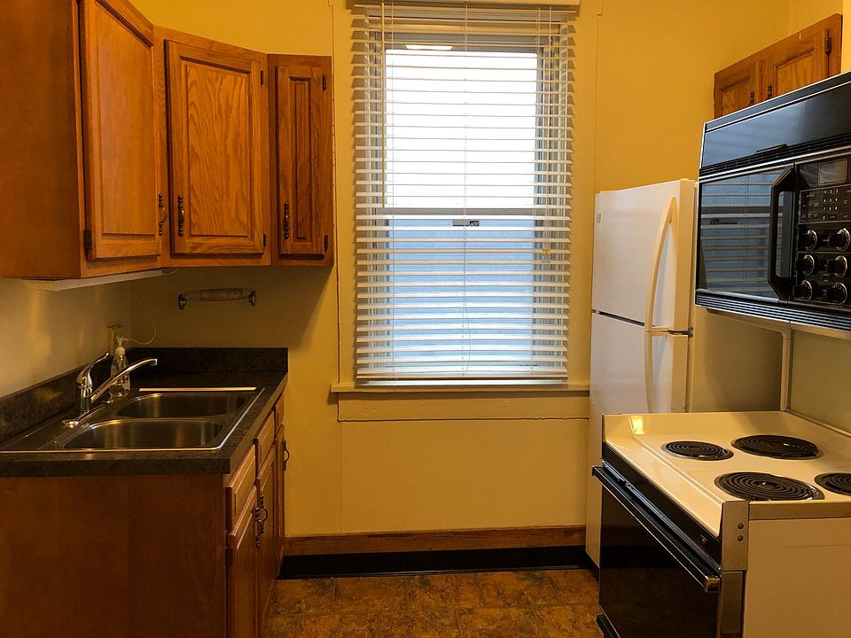 1st image of 415 E Livingston Ave