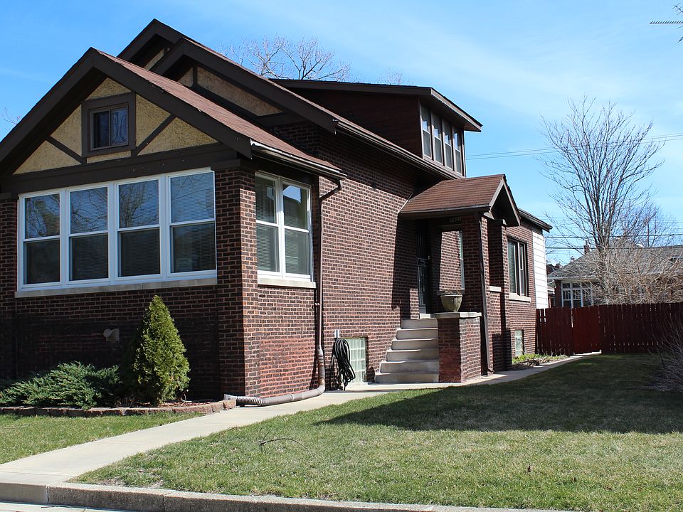 2nd image of 7421 S Merrill Ave