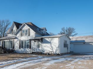 122 S Manyaska St, Sherburn, MN 56171