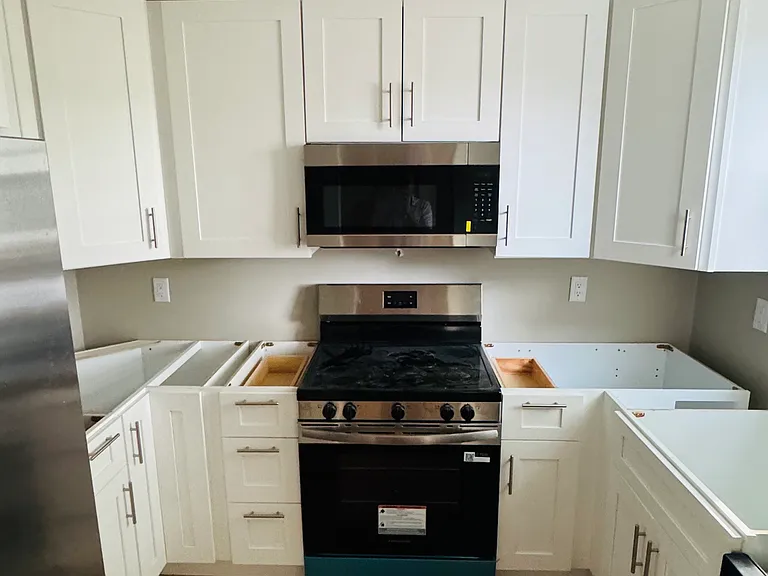 140 Dove St #2 — Photo 9