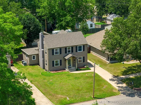 1401 SE Delaware Ave, Bartlesville, OK 74003