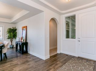 1284 W Bear Track Dr, Meridian, ID 83642