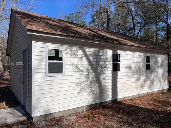 300A Sardis Rd, Ridgeland, SC 29936