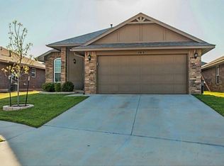 19805 Allergando Ln, Edmond, OK 73012
