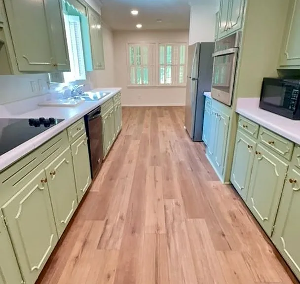 1110 Slann Dr — Photo 5