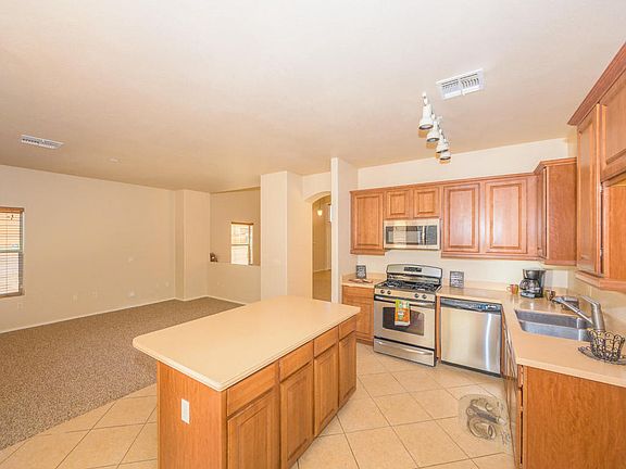 5th image of 8437 S Hunnic Dr