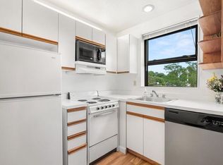 133 Commander Shea Blvd APT 217, Quincy, MA 02171