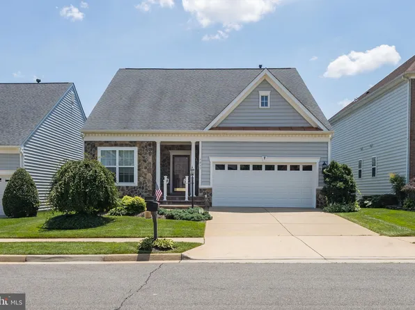 6037 Calumet Ct, Gainesville, VA 20155