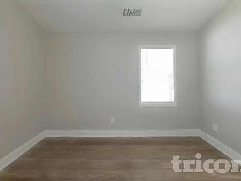 1115 Landen Chase Dr — Photo 10