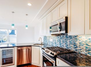 111 Maverick St #3, Boston, MA 02128