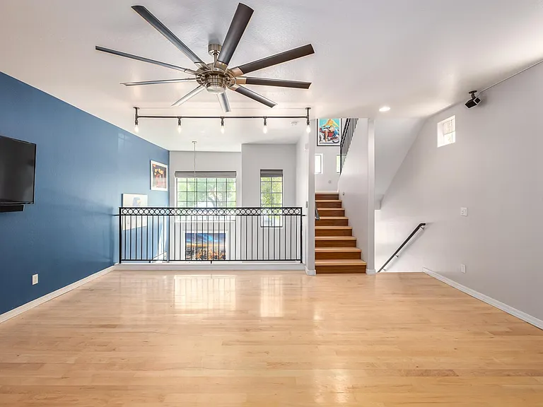 3435 E Lance Ln — Photo 1