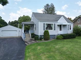 760 Blackhawk Rd, Beaver Falls, PA 15010