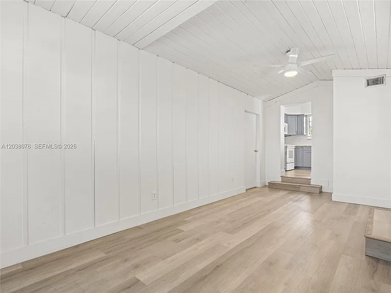 7591 Pierce St — Photo 12
