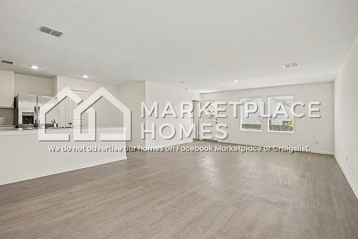 10749 Revolver Dr — Photo 6