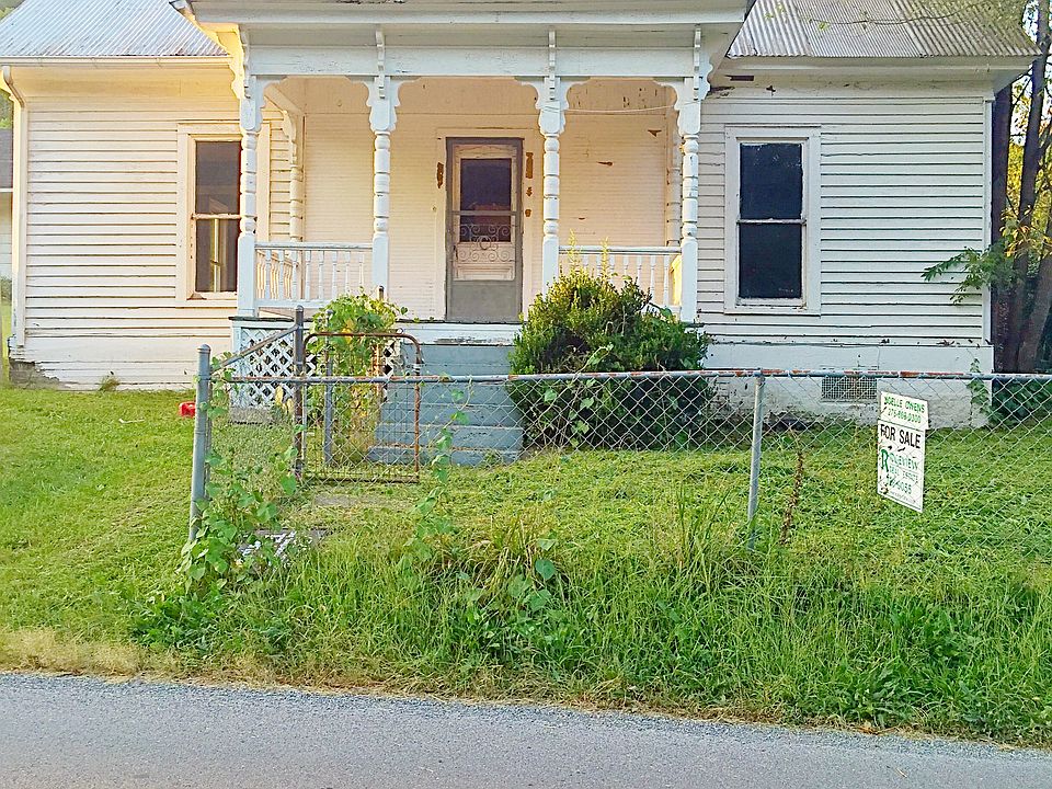 1st image of 1437 Thompson Creek