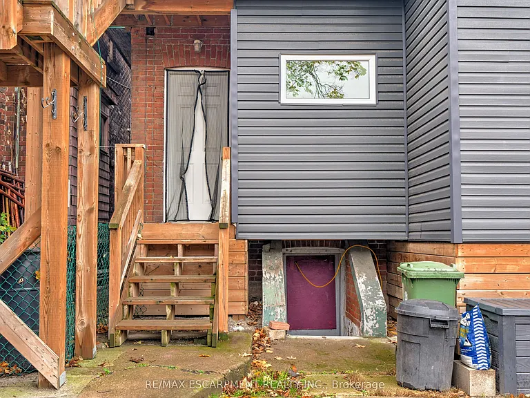 152 Sanford Ave S #LOWER — Photo 19