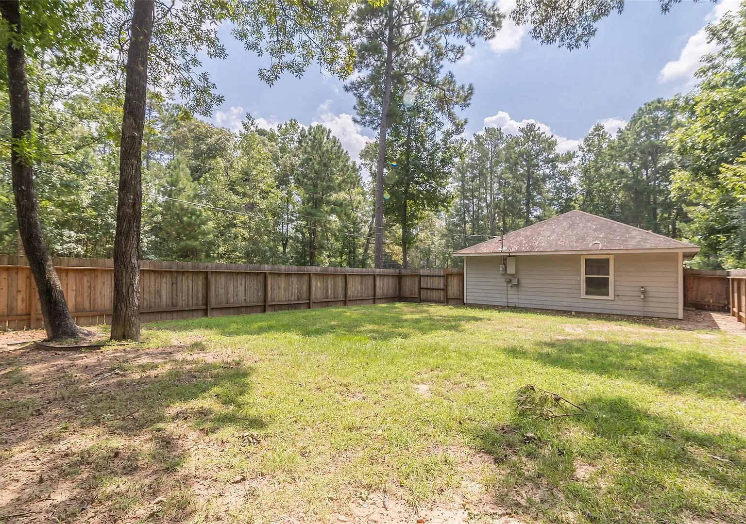 10755 Royal York Dr — Photo 3