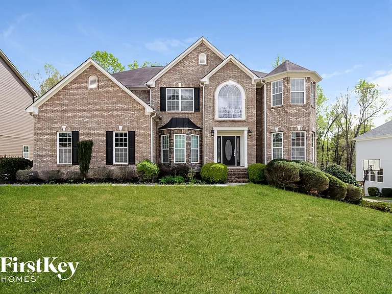 1421 Kentmire Ct — Photo 1