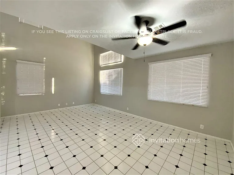 5509 Flora Spray St — Photo 4