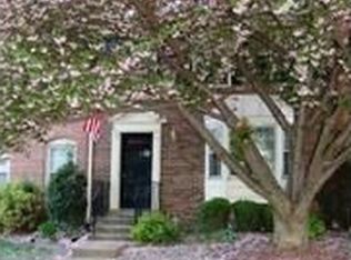 8202 Hinson Farm Rd, Alexandria, VA 22306