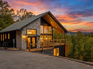 2917 Redtail Rd, Sevierville, TN 37862