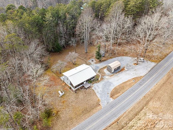 3rd image of 1169 Rickman Creek Rd