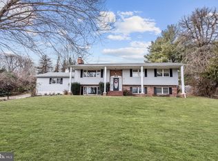 1902 Springhill Ln, Hampstead, MD 21074