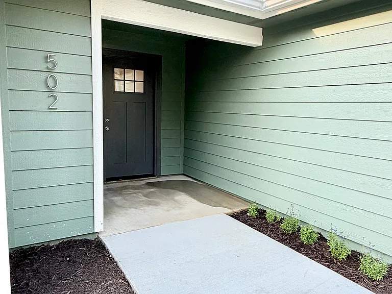 502 W Jeanette Ave — Photo 18