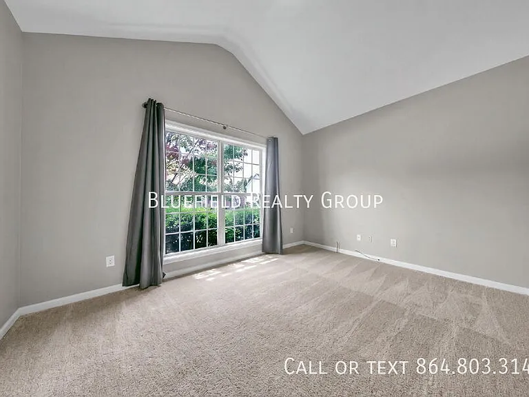 417 Summergreen Way — Photo 11