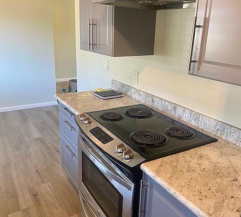 4th image of 1223 Cortez Dr #6