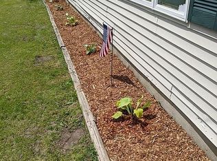 5335 E Carpenter Rd, Flint, MI 48506