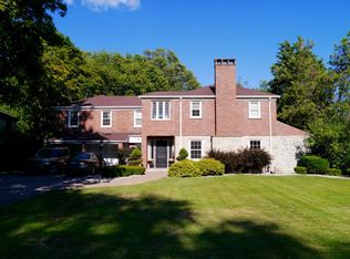 27 Benton Rd, Saginaw, MI 48602