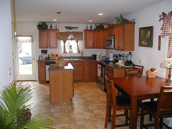 Eat in Kitchen