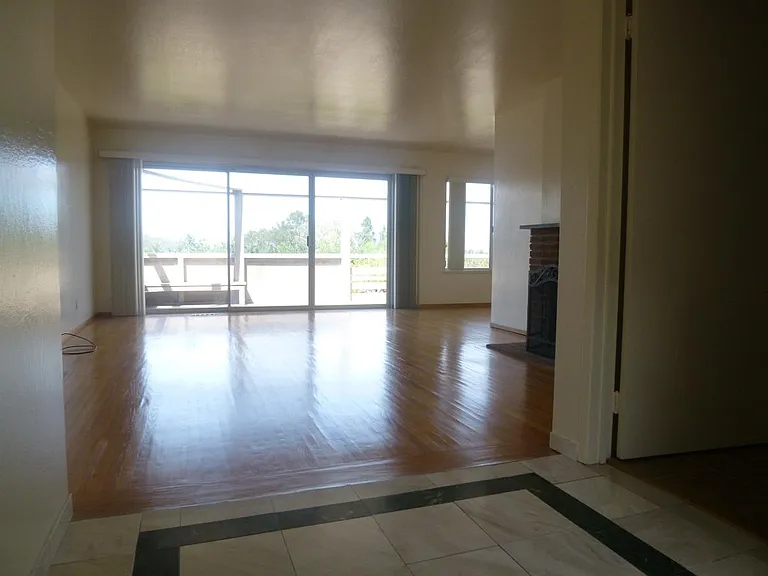 756 Morningside Dr — Photo 5