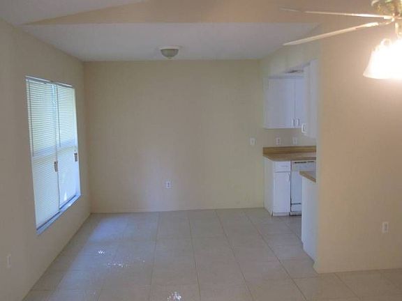 4th image of 1840 Bayonne St