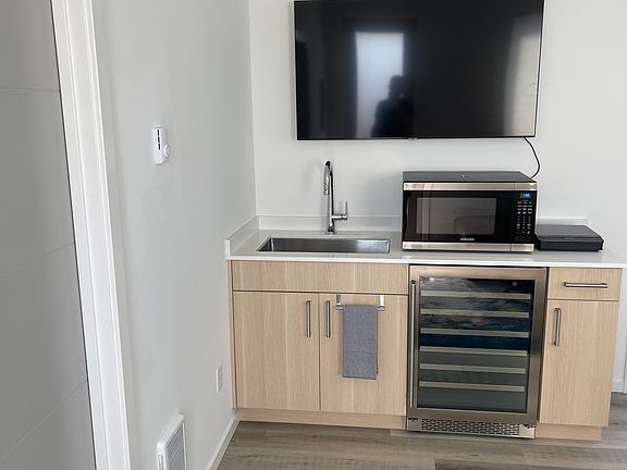 2nd image of 8447 Delridge Way SW #B