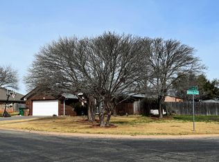 1102 Windemere Cir, San Angelo, TX 76901