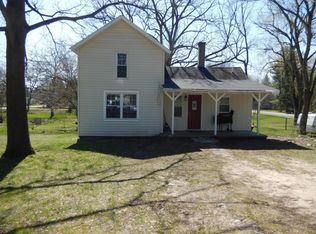 84 E Jefferson St, Newaygo, MI
